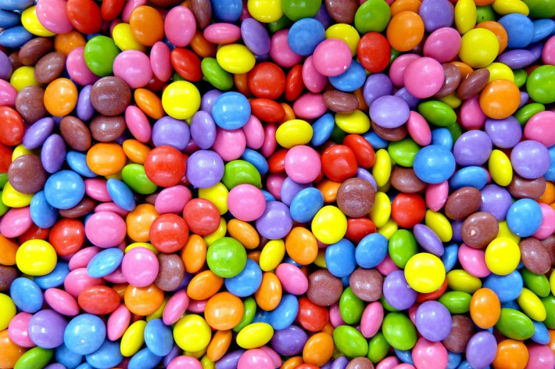 confiserie-ST TROPEZ-min_smarties_confectionery_lenses-1150911